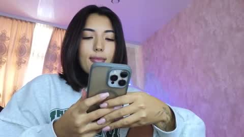 Lily online show from January 12, 8:52 am