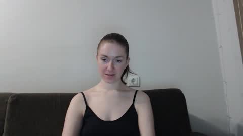 lily_love_x online show from November 24, 4:25 am