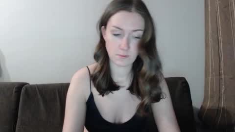 lily_love_x online show from January 5, 11:30 pm