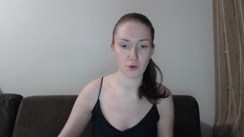 lily_love_x online show from June 16, 3:40 am