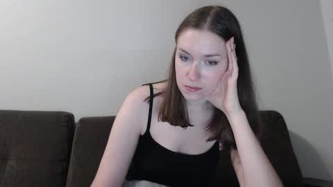 lily_love_x online show from November 5, 12:27 am