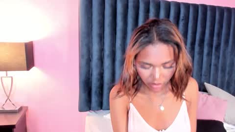 Lily Miiller online show from March 10, 9:29 pm