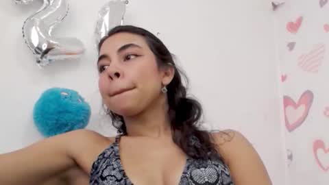 Lily Roberts online show from September 28, 3:17 pm