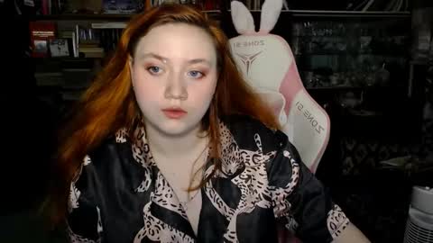 Alice online show from October 5, 3:28 pm