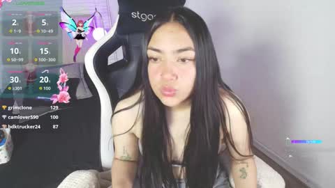 lily_waist online show from November 26, 3:40 am