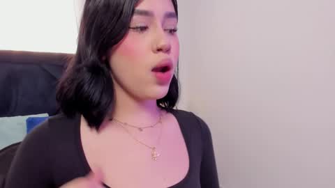 LilyWoodz online show from February 15, 2:38 pm