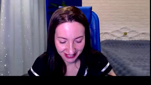 Lily online show from February 7, 8:07 am