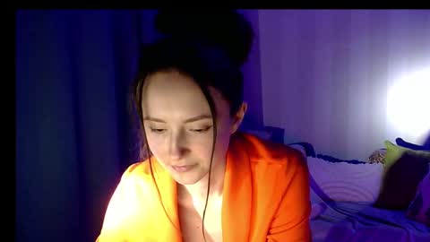 Snapshot of lilyxsky chatting on December 3, 12:59 pm LilyXSky online show from December 3, 12:59 pm