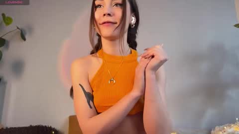 lin_cherie online show from November 16, 7:32 am