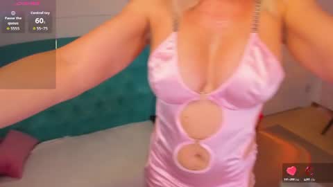 lina_bennet online show from July 25, 1:23 am