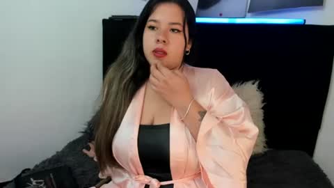 Lina Browm online show from July 22, 4:30 pm