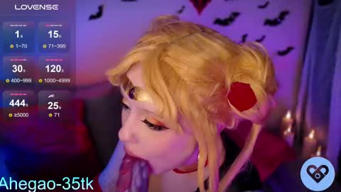 Snapshot of lina_diva chatting on October 6, 11:09 pm Hey im Lina Ur cosplay waifu online show from October 6, 11:09 pm