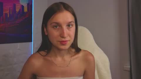 lina_massey online show from June 20, 12:58 am