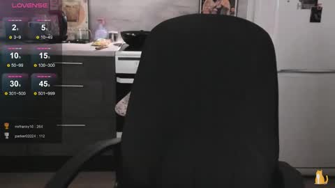 Lina 3  1715622743 online show from December 17, 6:23 pm