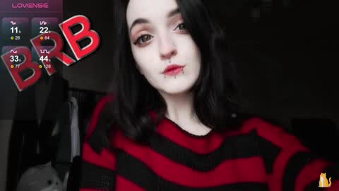 Lina 3  1715622743 online show from November 19, 8:03 am