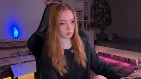 lina online show from October 14, 2:08 pm