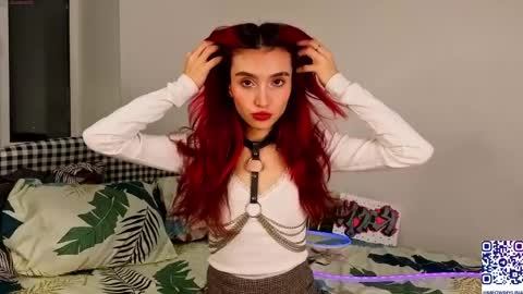 Lina online show from March 1, 6:18 pm