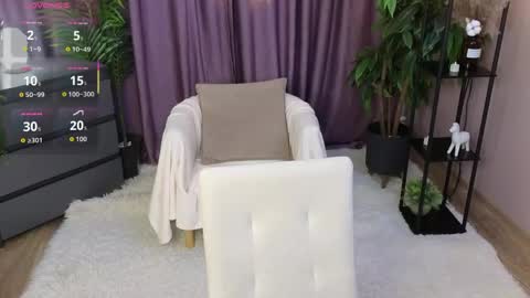 Lina online show from May 2, 5:44 am