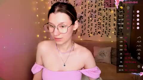 Lina online show from November 8, 3:33 am