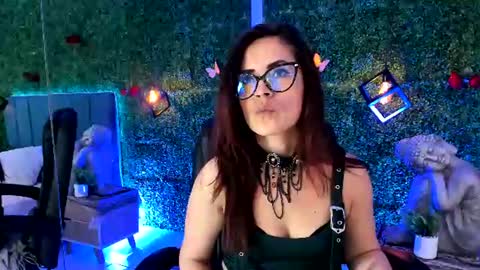 Lina  online show from July 8, 11:34 am