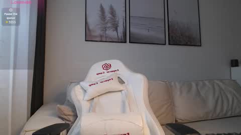 Lina online show from October 24, 6:20 am