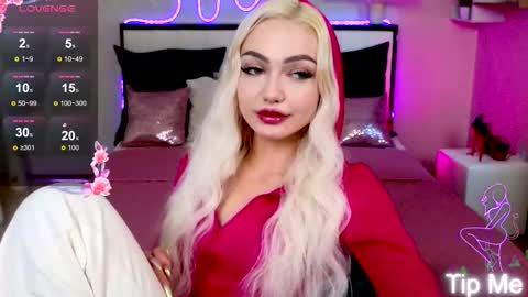 Snapshot of linalirian chatting on September 19, 2:16 pm I am Lina online show from September 19, 2:16 pm