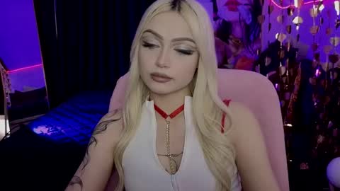 I am Lina online show from May 5, 10:40 am