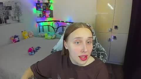 Lina online show from May 1, 9:51 pm