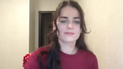 Linda online show from February 12, 8:32 pm