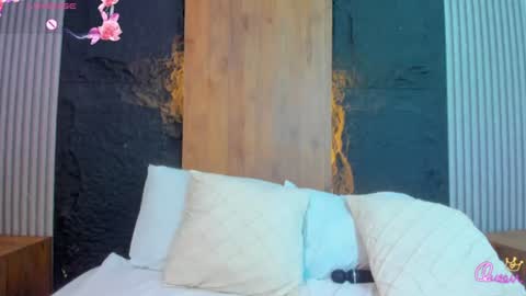 linda_montoya online show from July 9, 8:00 pm