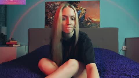 Linda online show from February 4, 3:26 pm