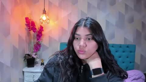    online show from December 21, 4:44 pm