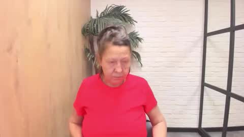 Linda online show from February 25, 12:58 pm