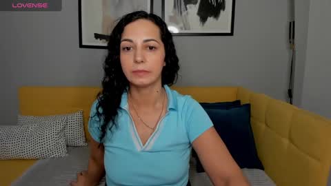 Linda online show from March 9, 1:25 am