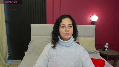 Linda online show from September 25, 1:37 am