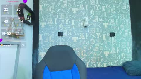  Lindsey  online show from October 20, 3:59 pm