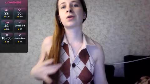 linnsweety online show from September 17, 9:40 am