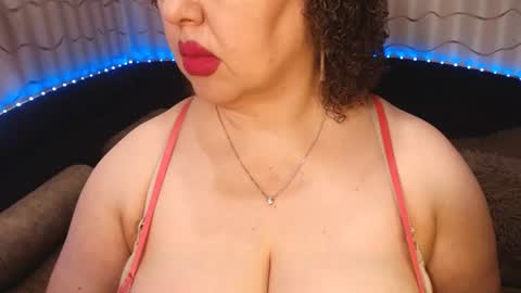 LIpsAddiction online show from August 3, 1:50 pm