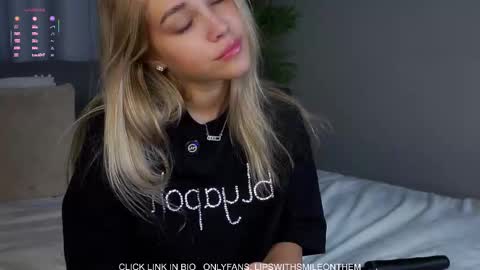 Amelia online show from March 2, 2:00 am