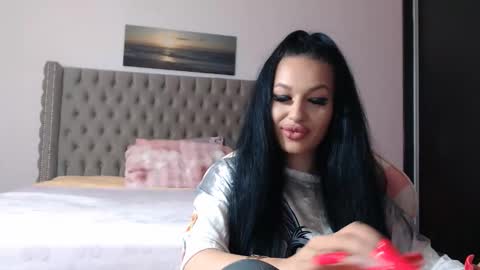 Lisa online show from December 2, 9:39 pm