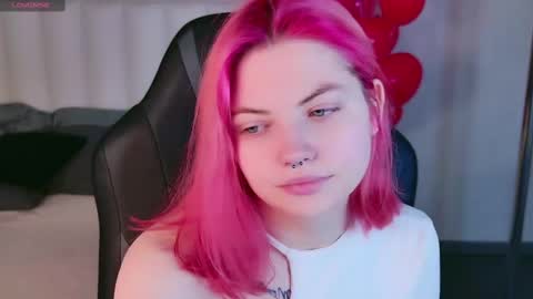 Snapshot of lisa_adam chatting on February 18, 4:26 am lissi online show from February 18, 4:26 am