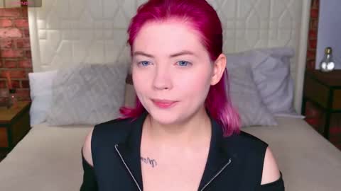 Snapshot of lisa_adam chatting on September 23, 7:01 pm lissi online show from September 23, 7:01 pm