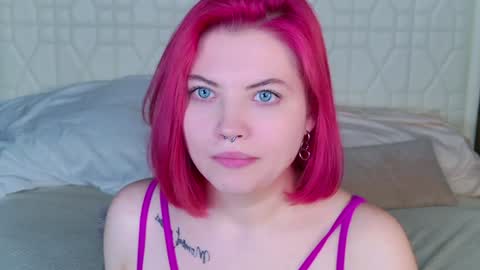 Snapshot of lisa_adam chatting on December 2, 7:10 am lissi online show from December 2, 7:10 am