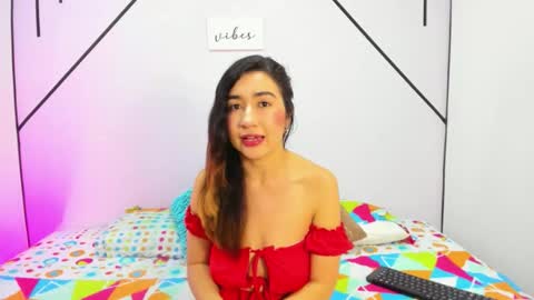 lisa white  online show from November 20, 12:50 pm