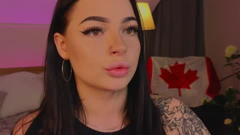 lisaaaliss online show from April 15, 10:05 am