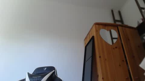 Lisaskybaby online show from June 17, 6:26 am