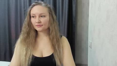 Lisa online show from November 3, 11:20 pm