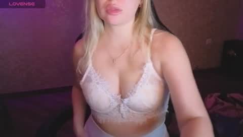 Anna online show from June 21, 12:03 am