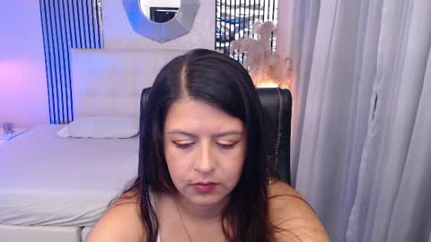 Andrea online show from June 10, 4:11 am