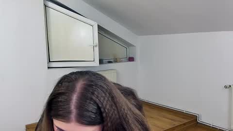 Lisa online show from September 10, 7:36 pm